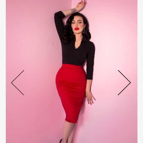 Diane Von Furstenberg Dresses & Skirts - DVF RED lined NWT PENCIL Skirt